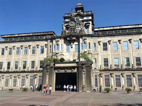 hotels near university of santo tomas